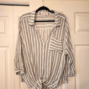 Oversized blouse w/ tie bottom